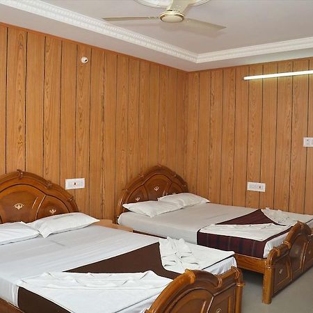 Saravanan Lodge Ченнаи Экстерьер фото
