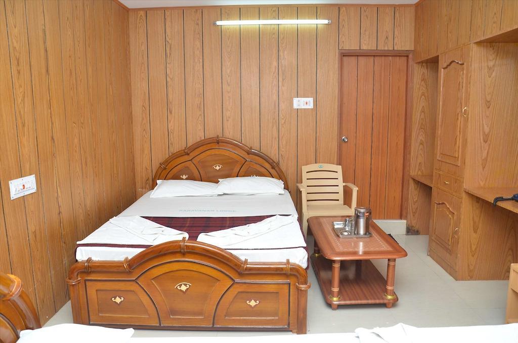Saravanan Lodge Ченнаи Номер фото